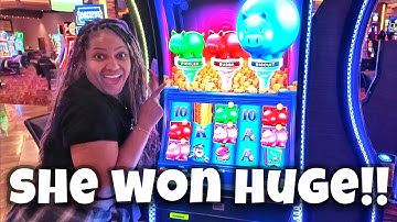She Won So Much Money On The NEW Piggy Bankin Break In Slot Machine!!