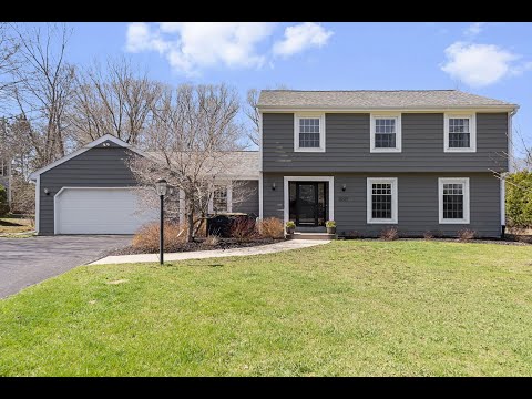 11227 N Bobolink Lane, Mequon, WI home video tour