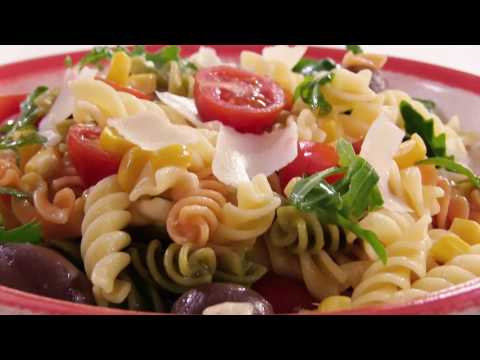 Video: Salata De Gatit Din Paste Colorate Cu Ficat