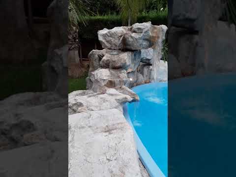 Video: Come si posizionano le rocce per una cascata?