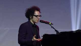 Download Lagu A Great Big World \u0026 Futuristic Perform at the 2015 HRC National Dinner MP3