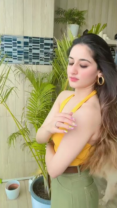 Uditi Singh Cute Actress 8