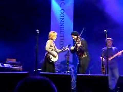 Alison Brown & Friends Celtic Connections concert ...