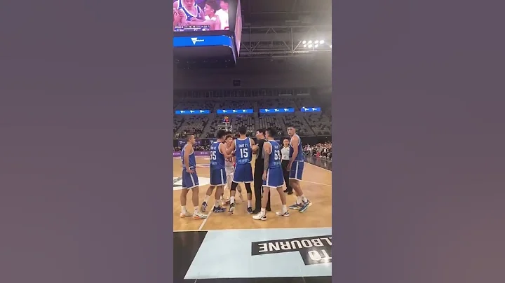中华队vs 中国队 game 2 张镇衙被犯规外加战狼的咆哮😂😂😂😂 - 天天要闻