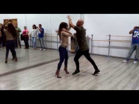 Sergio y Noe salsa en línea medio2 defensa y justicia