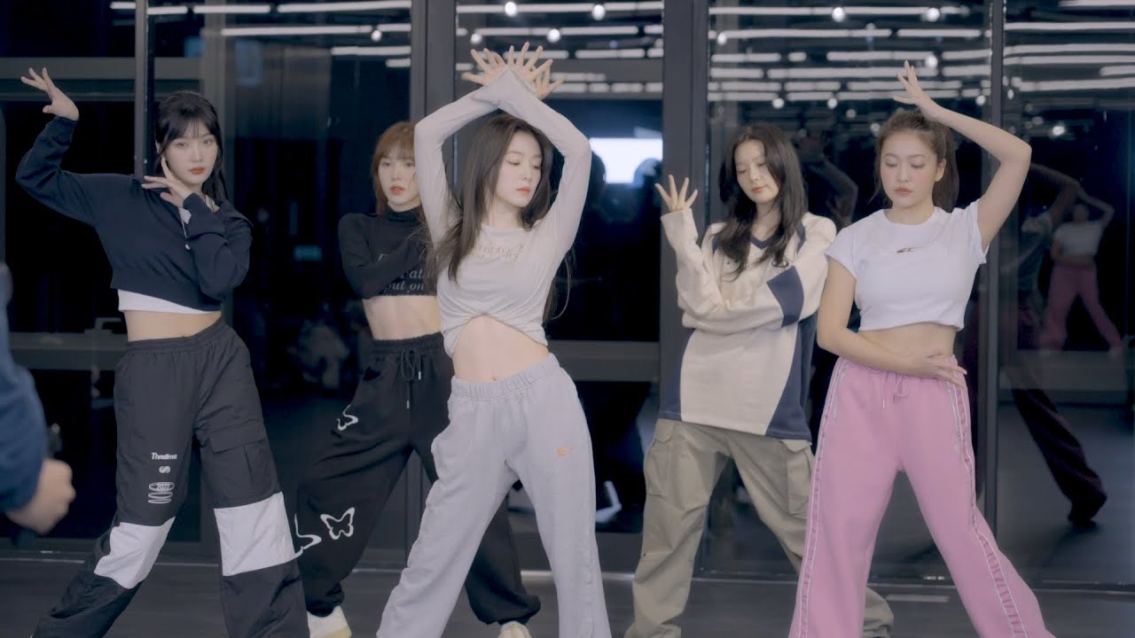 Red Velvet 레드벨벳 'Birthday' Dance Practice Behind I RV Collection YouTube