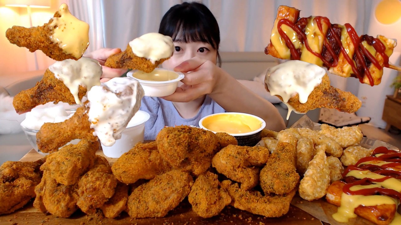BHC신상 카레맛 뿌링클 치킨 콰삭감자 빨간소떡소떡 Curry Bburinkle Chicken Cruch Potato Spicy So-tteok Koreanfood Mukbang