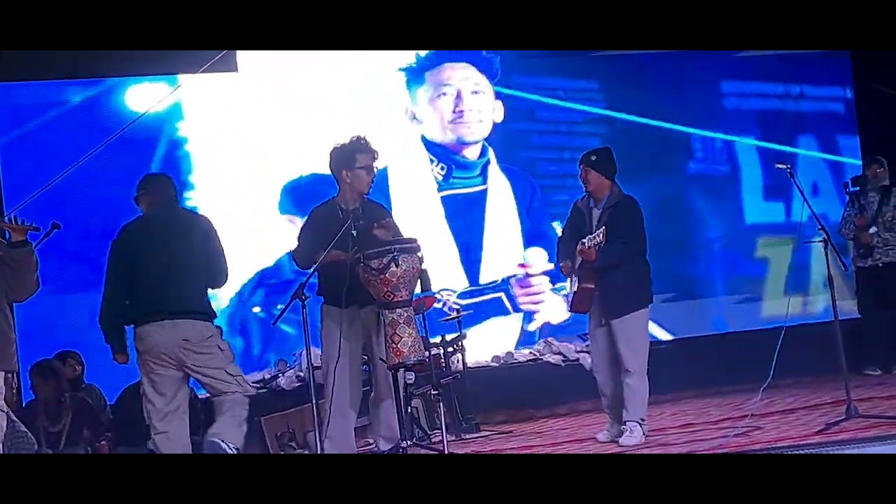 Phunchok Tsokar sing a melodious song at the Zanskar Festival 2024