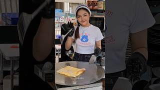 Beautiful Thai Student!  Popular Roti Girl In Chiang Mai - Thai Street Food