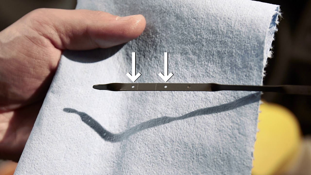 уровень масла на щупе субару. уровень масла на щупе субару. замер уровня масла в двигателе. щуп двигателя субару легаси. щуп акпп субару легаси 2001.