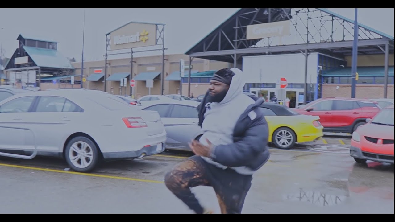 Walmart runs never normal everyone has a story even in Walmart