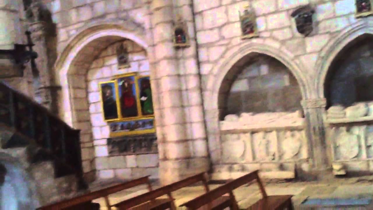 Destino BURGOS: Iglesia en Covarrubias simple nemlendirici