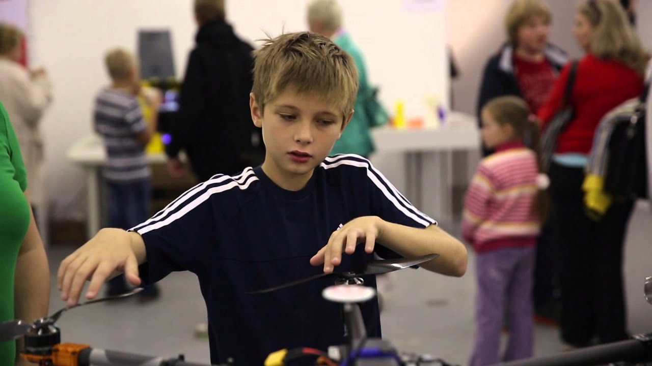 Научное шоу профессора Николя на Фестивале Науки - YouTube