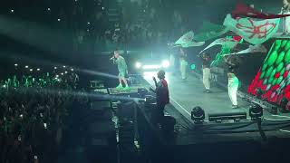 Rvssian, Sfera Ebbasta-Italiano Anthem LIVE MEDIOLANUM FORUM (Famoso Tour)