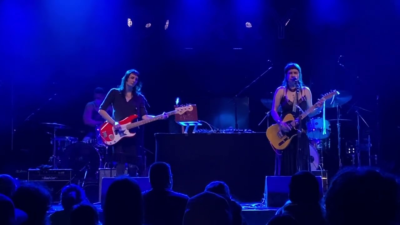 Sophie Hiroko ~ DIVORCE #live @FirstAvenue7StEntry #minneapolis #minnesota #united# loons #kickoff 