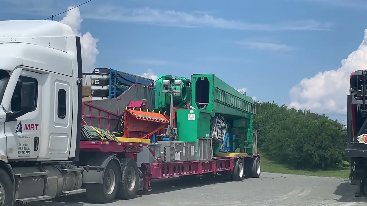 Beauce Carnaval 2024: Arrivée des convois forain vidéo 1/4