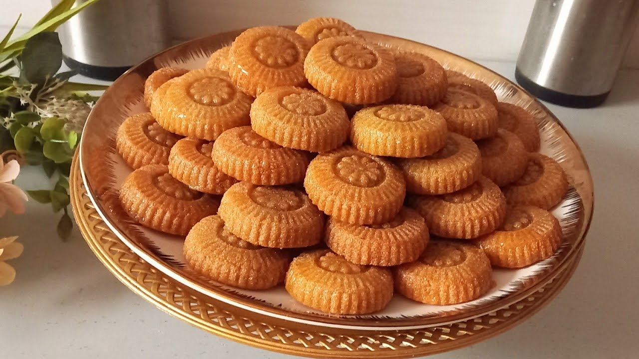 حضري اسهل وألذ مقروط بالتمر من أحسن المعسلات هشيش ومعلك شارب يذوب فالفم 😊