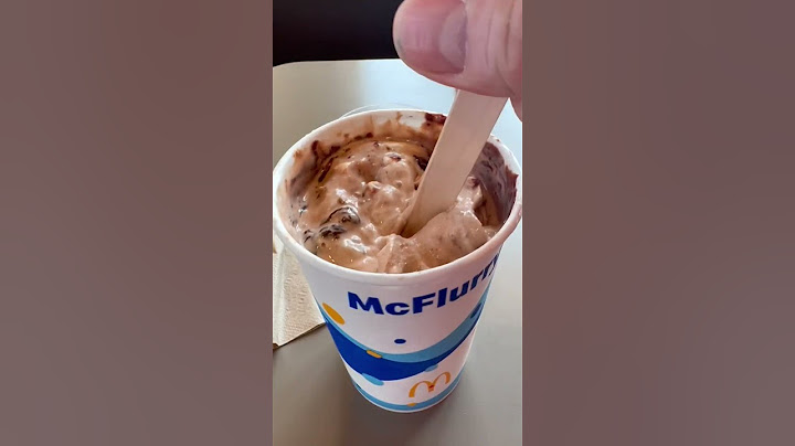 McDonald’s s’mores McFlurry. More like snore’s McFlurry! It’s stupid! #food #fastfood