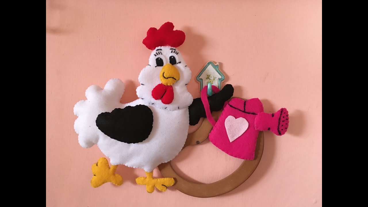 GALLINITA HECHA EN PAÑOLENCE O FIELTRO (FACILISIMO)