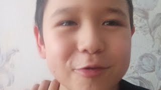 Әйелі порно Әйел күйеуінің бетіне сперматозоидқа толы кискамен отырды. Қарау