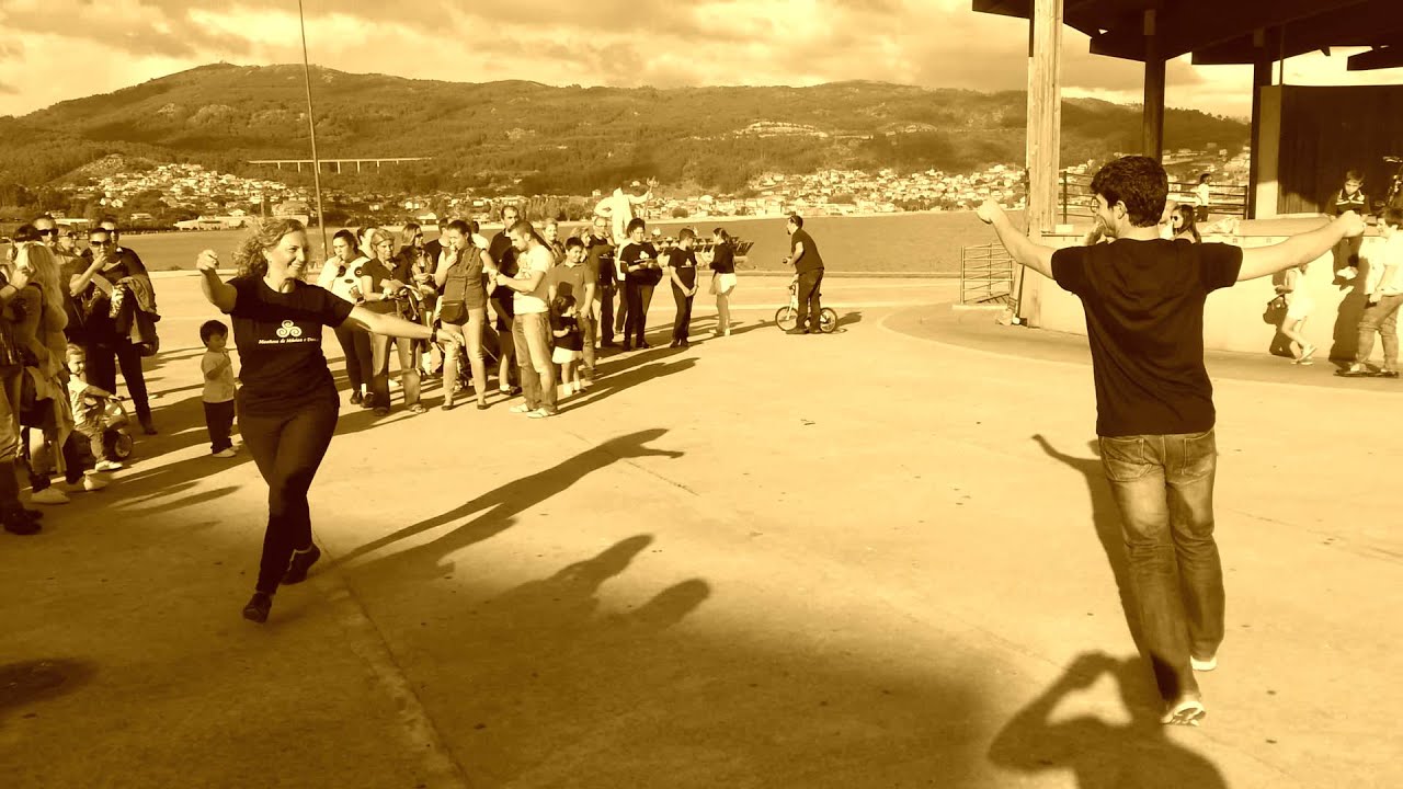 Xota de Ordes ( Moañesa de Música é Danza )