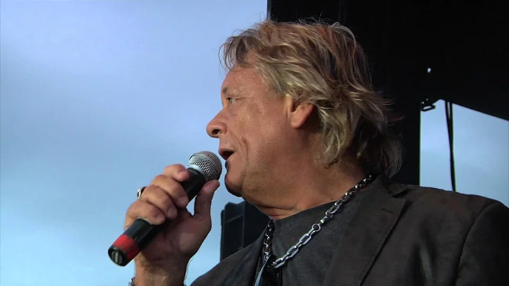 Brian Howe and Dennis Elliott join PUSH for the Cu...