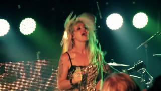 Vanessa Amorosi - Aliens&amp;UFOs (Live at The Commercial Hotel, South Morang - 28/01/2012)