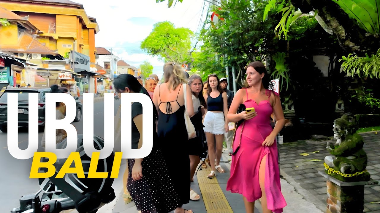 Ubud • Village to Icon: Walk Tour of Ubud Market, Temple, Palace & Popular Spots • INDONESIA 🇮🇩