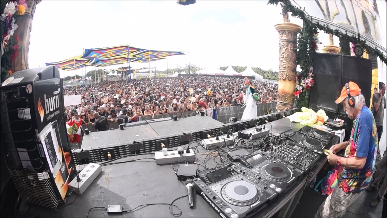 18/03 RAJA RAM | GARDEN MUSIC FESTIVAL 2017 - YouTube