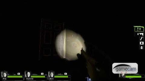 Left4Dead Super UNNATURAL GLOW IN THE DARK DOOR! WTF !