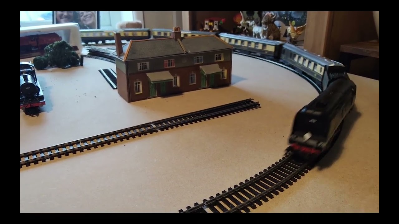 My new 34051 Winston Churchill on the model railway 