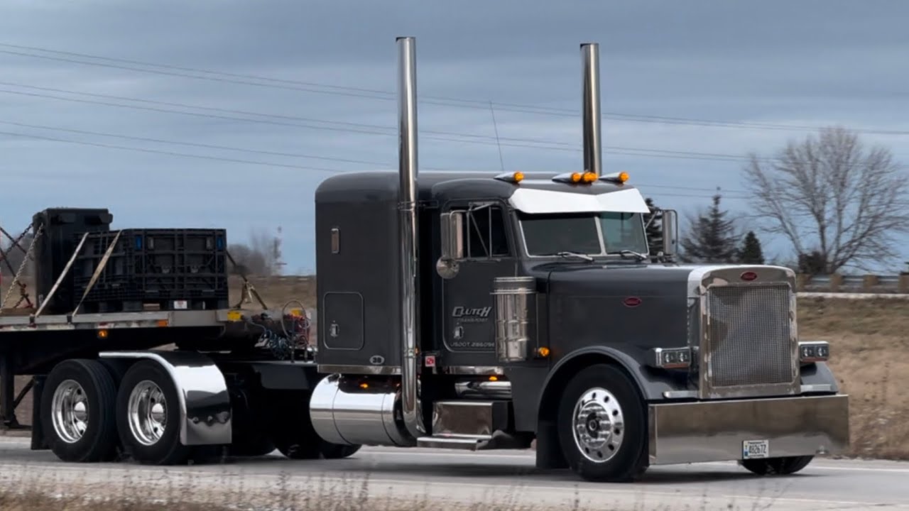 Truck Spotting Featuring Interstate I-43