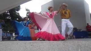 Flor de Cafe - El barreño (Danza de El Salvador)