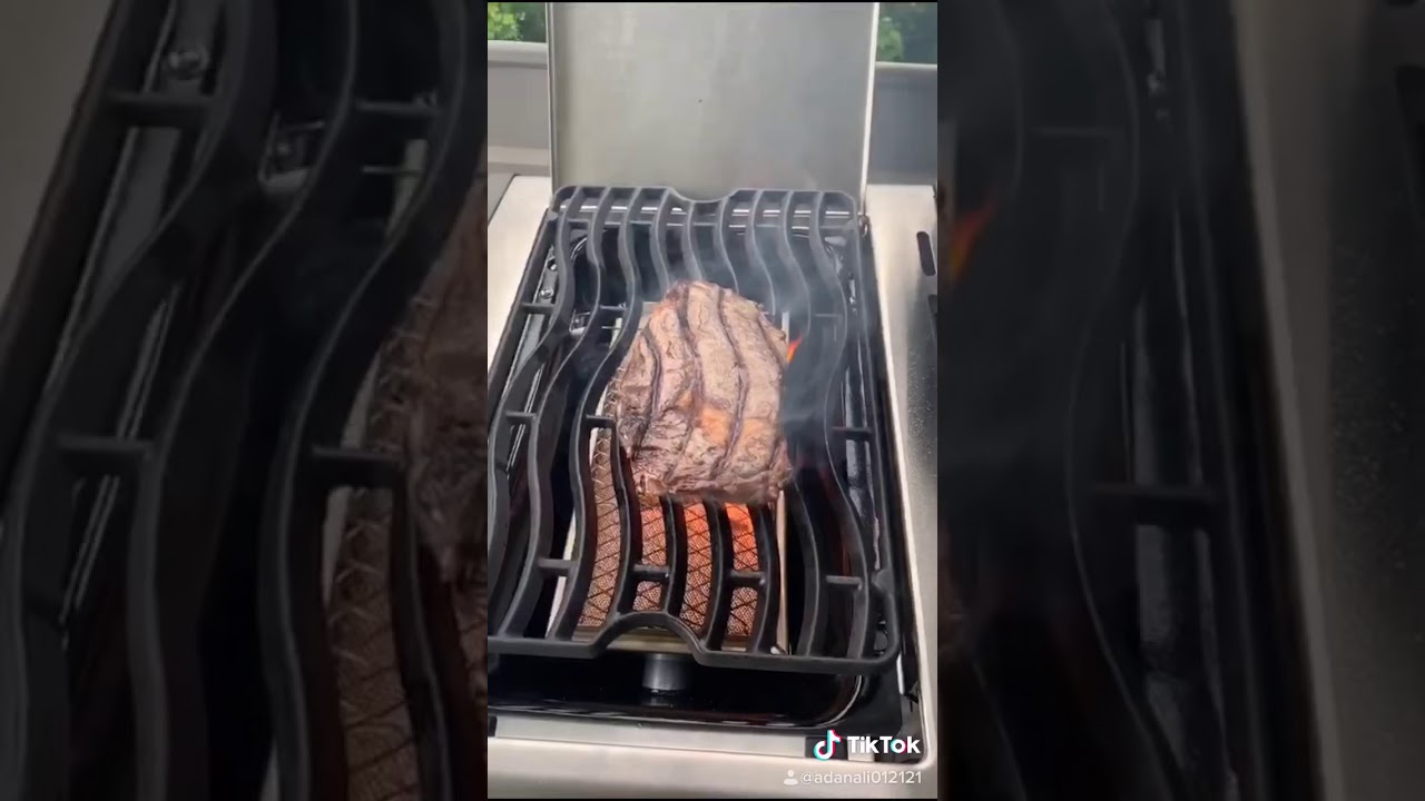 Steak vom Gasgrill Napoleon Sizzle zone YouTube