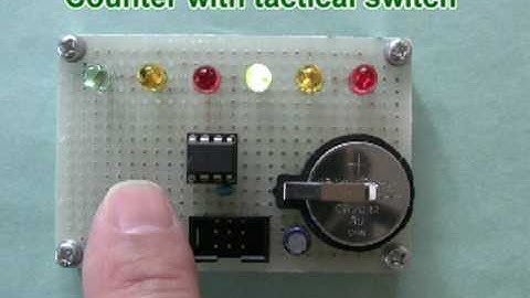 MC9RS08KA2 - Counter with tactile switch