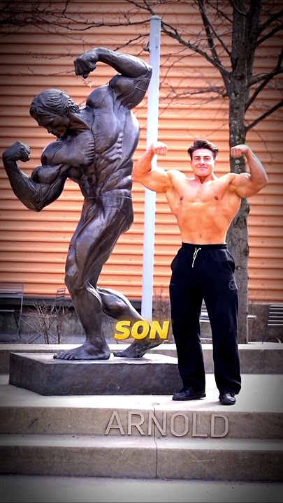 ARNOLD SCHWARZENEGGER👑 FATHER OF BODYBUILDING 🥶MR OLYMPIA CHAMPION🏆#arnoldschwarzenegger#shorts #fyp