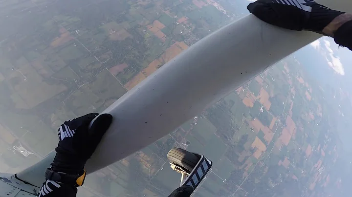 Skydive Toronto back fly Tandem video
