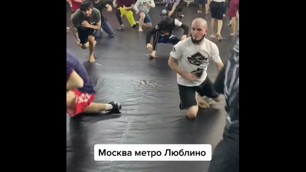 метро люблино работаем мем. станция люблино московского метрополитена. метро люблино мма. метро люблино работаем. мемы про люблино.