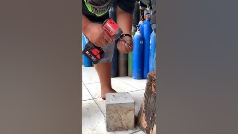 Bắn vít không cần tắc kê + kết hợp máy bắn vít Milwaukee khoan cực ngọt