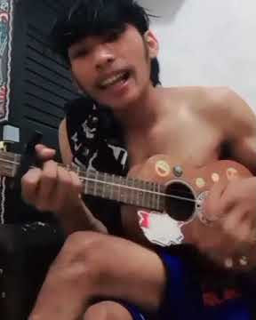 benang biru cover misnan