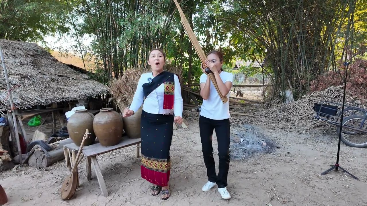 ลำหย่าว หมอลำเอมอร พรสวรรค์