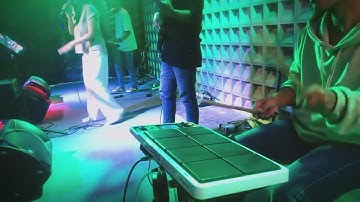 Serba Salah (Raisa) - Live Warunk WOW Malang