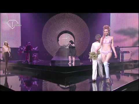 Fashiontv - Etam Lingerie Fall 2011 ft Beth Ditto ...