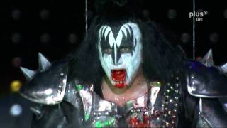 KISS - Gene Simmons Bass Solo / I Love It Loud - Rock Am Ring 2010 - Sonic Boom Over Europe Tour chords