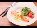 相性抜群！ヨーグルトでさっぱり食べられる　鮭のソテー　タルタルソース添え