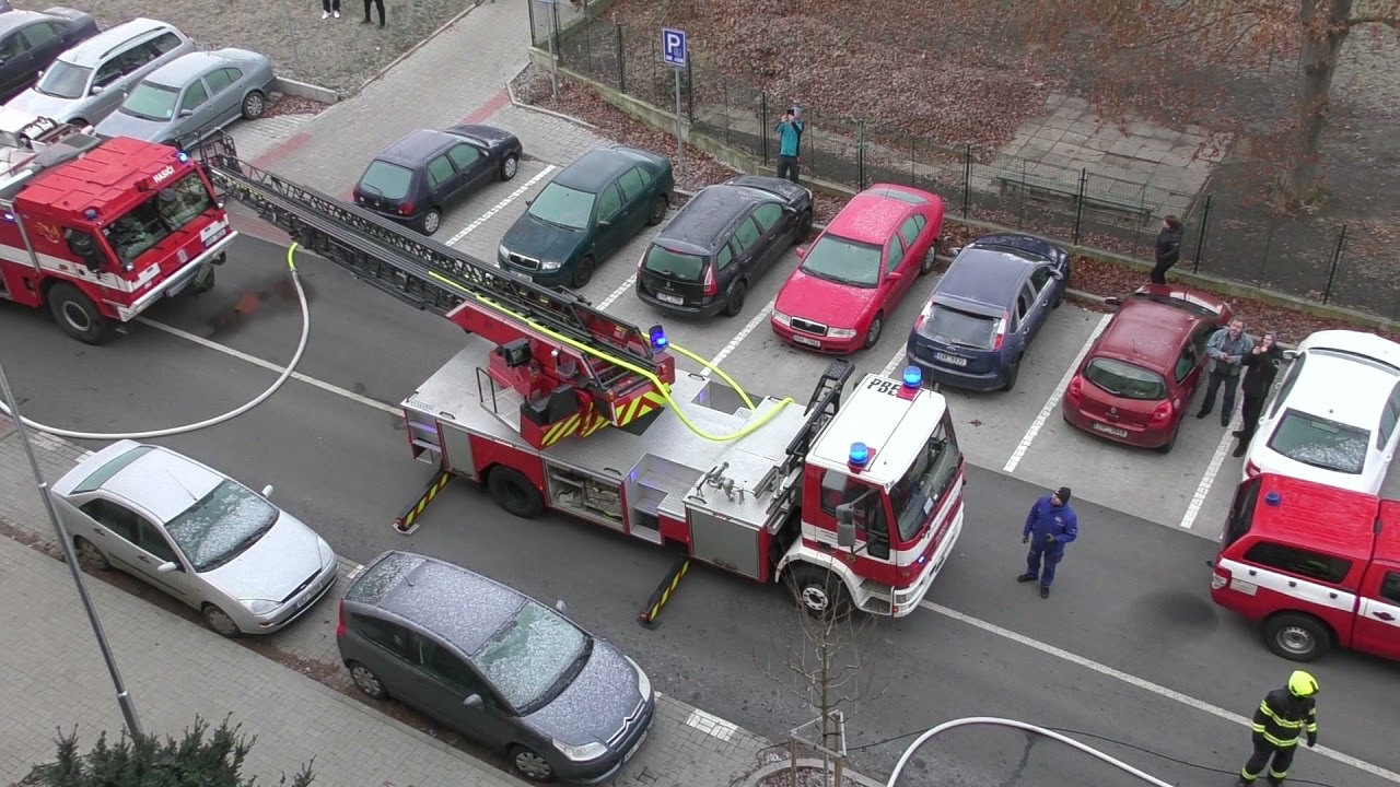 07.01.2022 Požár panelového domu Beroun, Švermova ulice