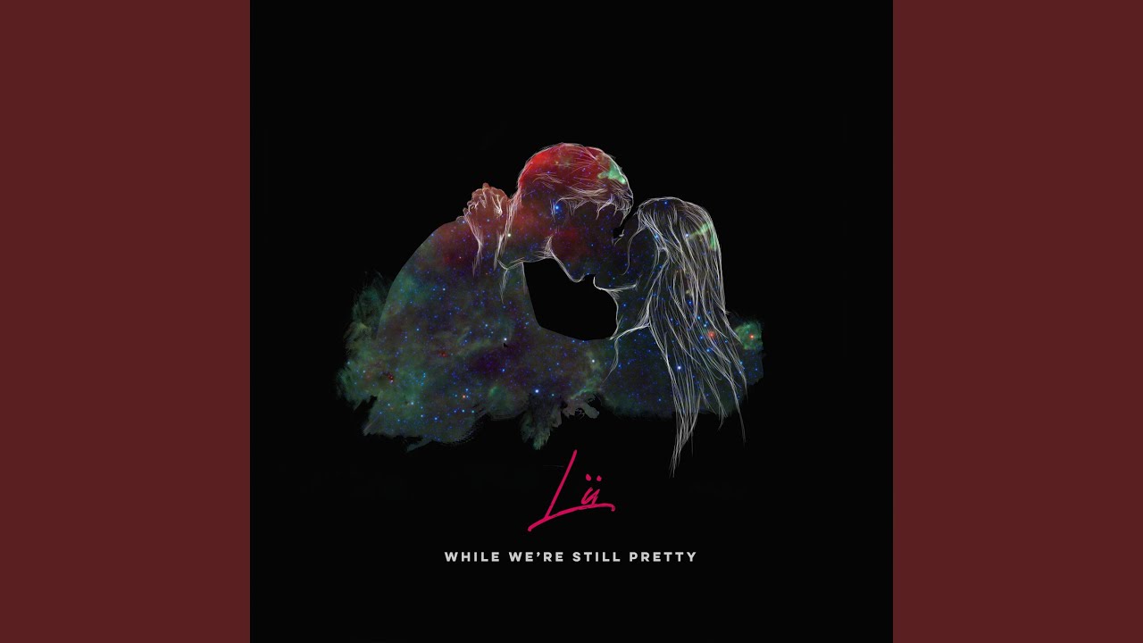 Tonton While We're Still Pretty di YouTube