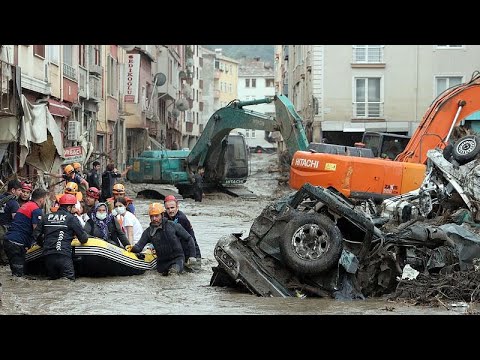 Batı Karadeniz'de sel: Kastamonu ve Sinop'ta can kaybı artıyor