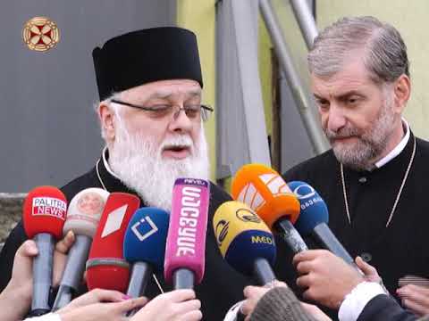 ბათუმისა და ლაზეთის მიტროპოლიტმა დიმიტრიმ დეკანოზი გიორგი მამალაძე მოინახულა