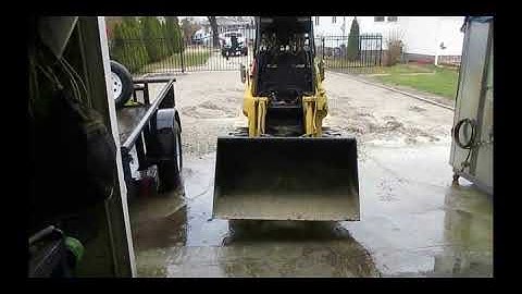 HOMEMADE REMOTE CONTROL THE MINI SKID STEER SVET56